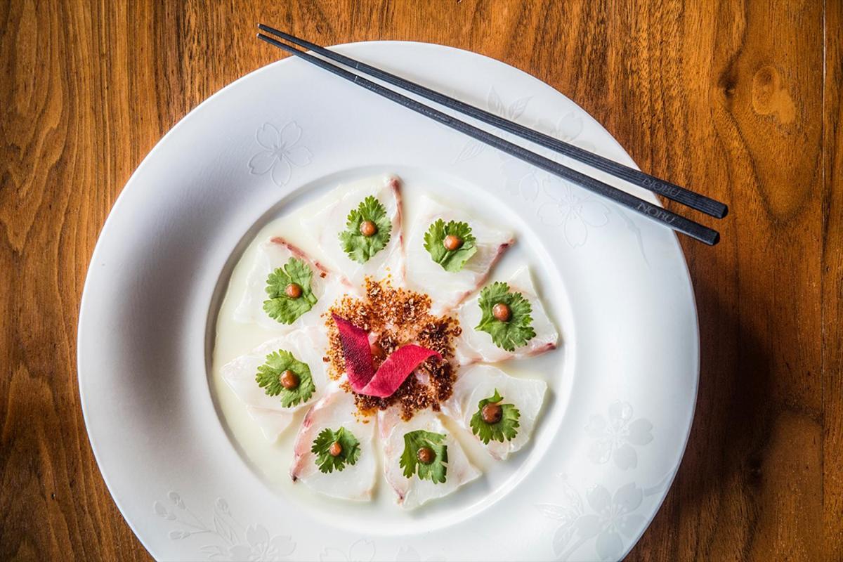 Hotel Crown Towers Sydney Exteriér fotografie A plate of fish sashimi